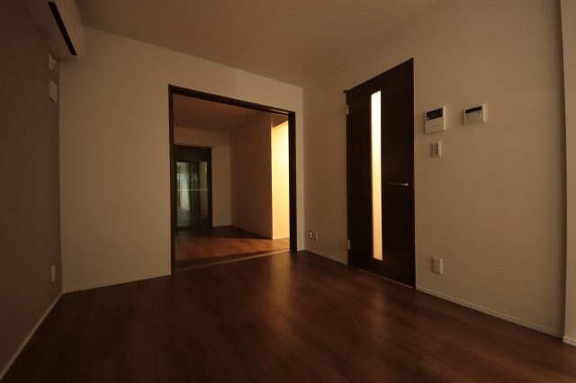 物件内観写真5　(使いやすいリビングです)