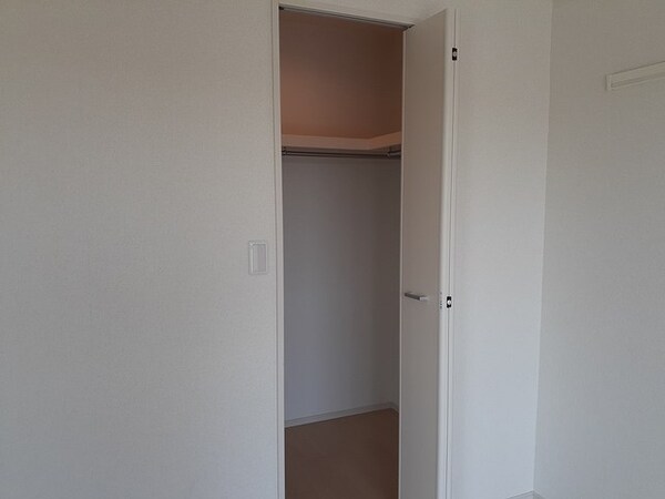 収納(こまごまとしたものを収納できそうですね)