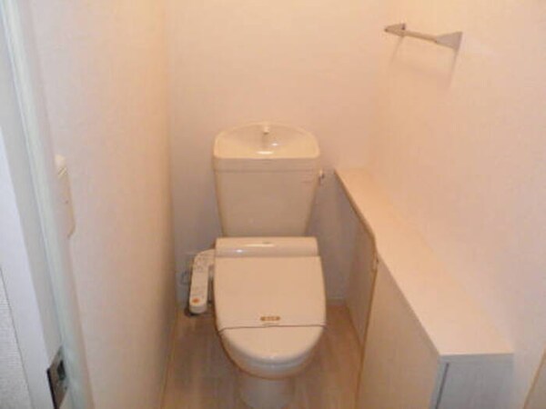 トイレ(清潔感のあるトイレです)