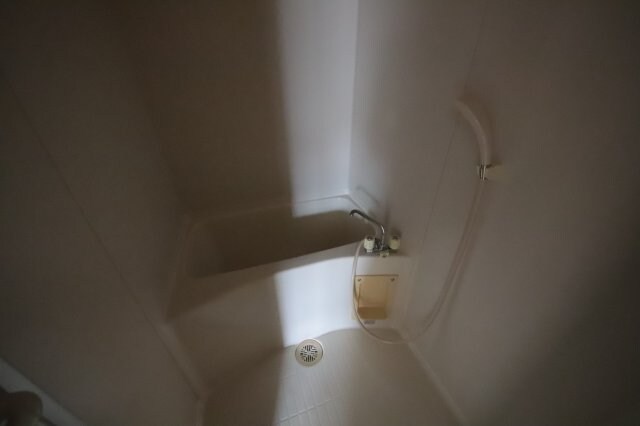 物件内観写真6　(日々の暮らしに欠かせないお風呂です)