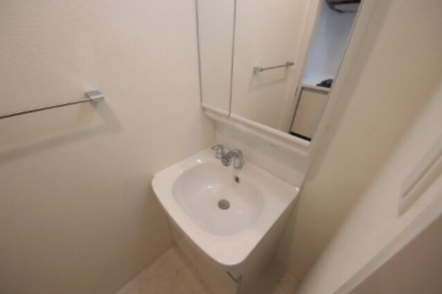 物件内観写真15　(脱衣スペースもあります)