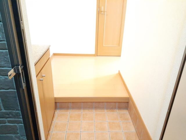 物件内観写真8　(毎日通る玄関はこちらです)