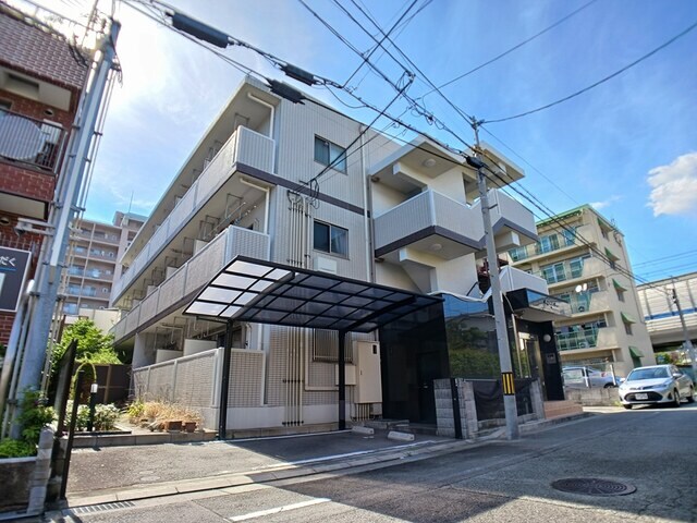 物件外観写真1　(外観も気になるポイント)