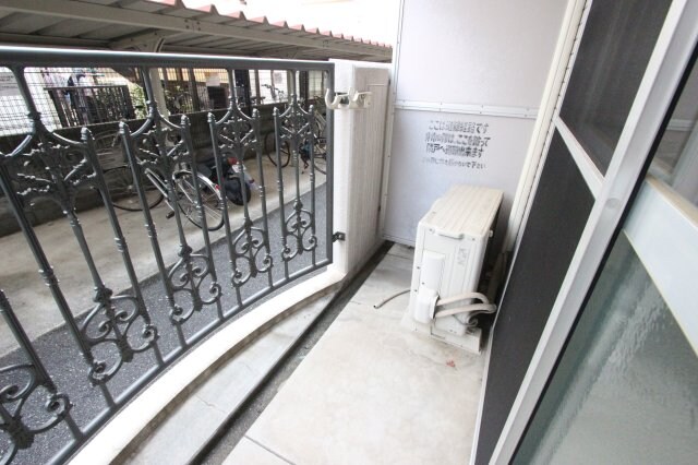 物件内観写真22　(広々としたバルコニーです)