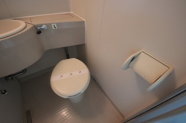 トイレ(清潔感のあるトイレです)