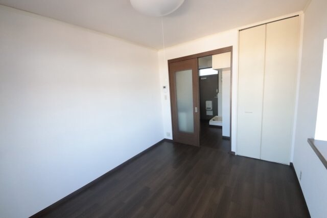 物件内観写真13　(使いやすい居間です)