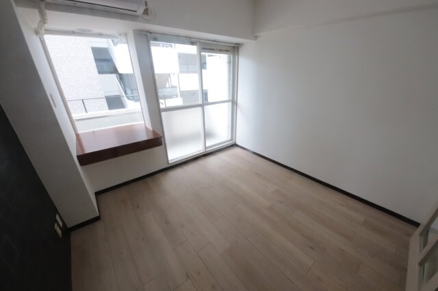 物件内観写真18　(おしゃれなリビングです)