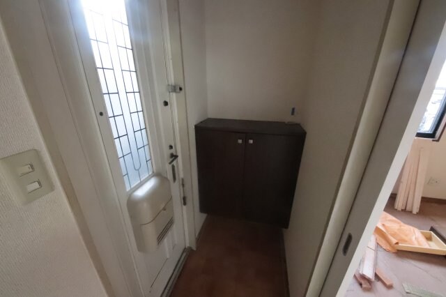 物件内観写真7　(開放的で明るい空間を演出してくれるバルコニーです)