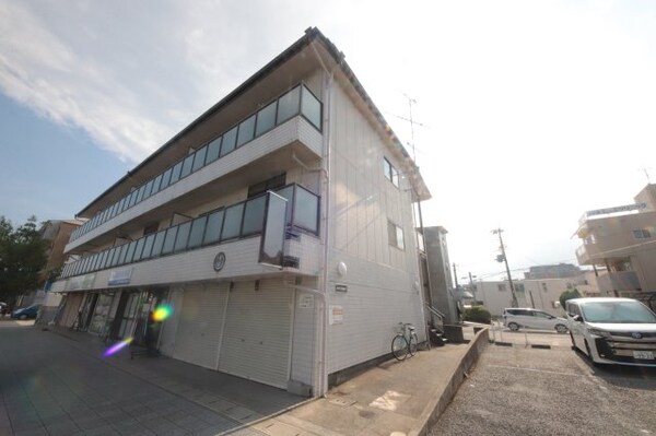 外観(外観は落ち着いています)