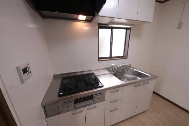 物件内観写真5　(きれいなキッチンです)