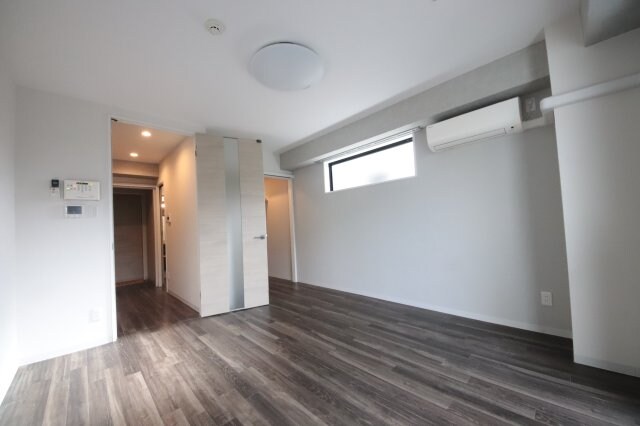 物件内観写真7　(使いやすい居間です)