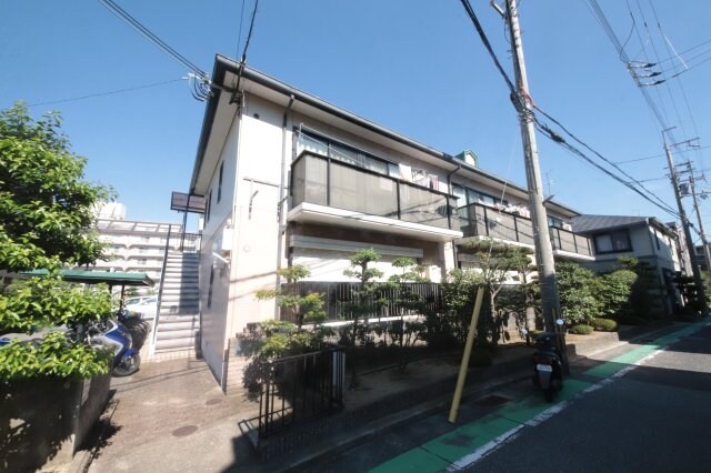 物件外観写真1　(おしゃれな外観です)