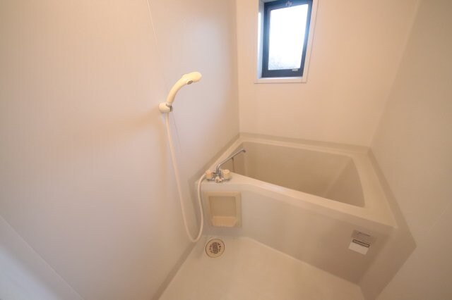 物件内観写真7　(日々の暮らしに欠かせないお風呂です)
