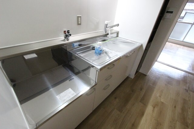 物件内観写真6　(お料理しやすいキッチンです)