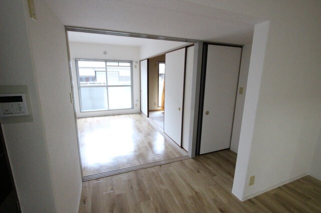 物件内観写真17　(居間です)