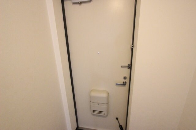 物件内観写真8　(きれいな玄関です)