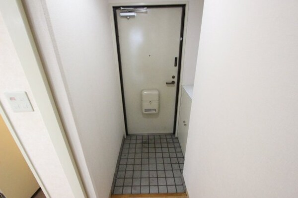 玄関(玄関です)