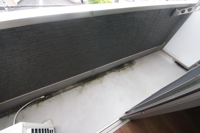 物件内観写真10　(陽当たり良好なバルコニーです)