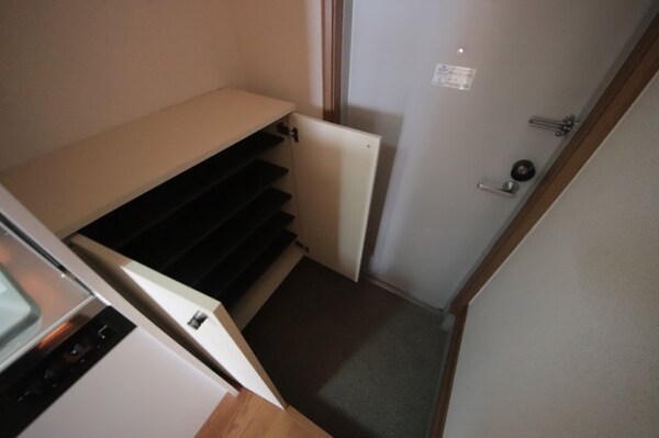 収納(便利な収納スペースです)