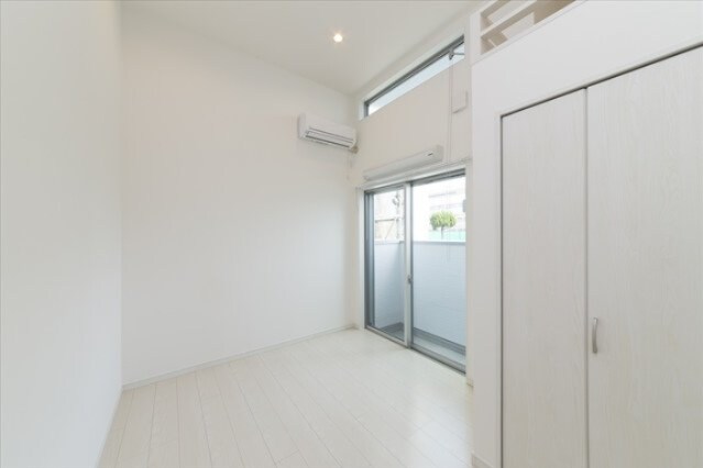 物件内観写真9　(同社施工例です。おしゃれなリビングです)