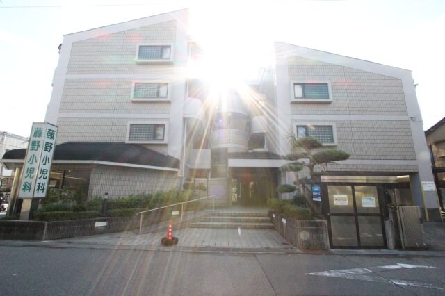 物件外観写真5　(おしゃれな外観です)