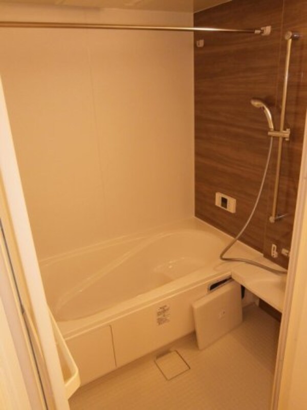 浴室(お風呂で日々の疲れを落としましょう)