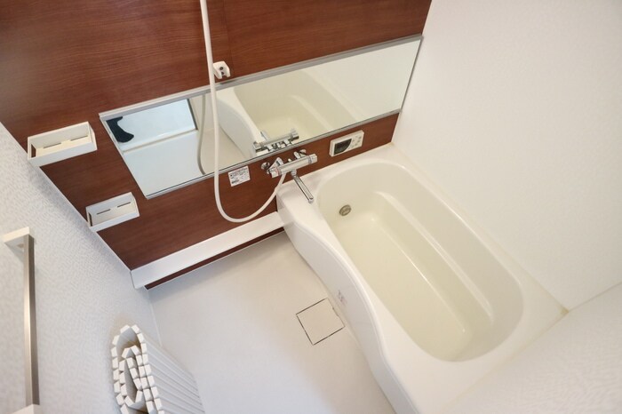 物件内観写真6　(コンパクトで使いやすいお風呂です)