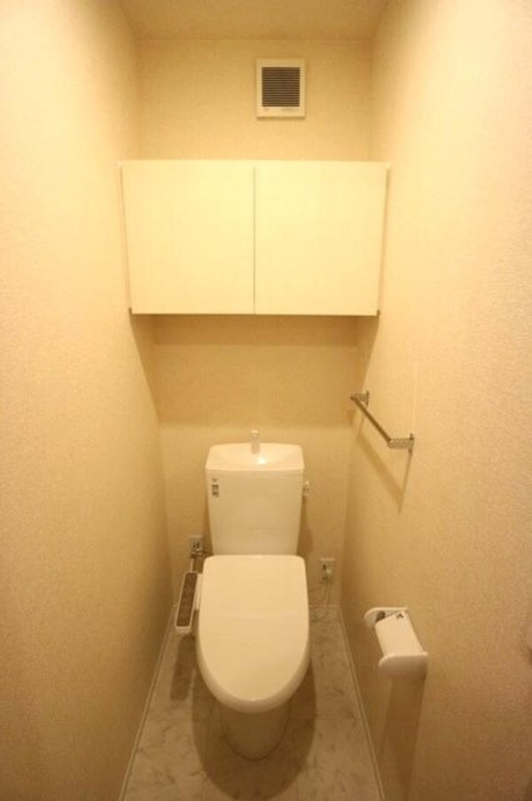 トイレ(清潔感のあるトイレです)