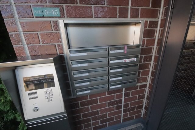 物件内観写真21　(落ち着いた玄関です)