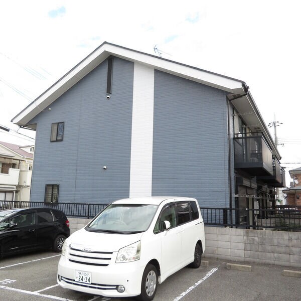 外観(落ち着いた雰囲気の外観です)