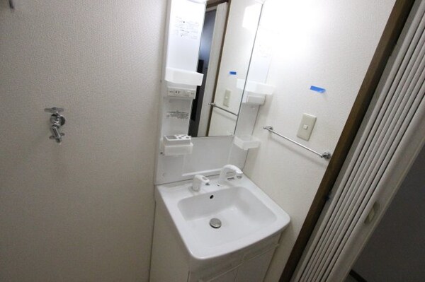 洗面・脱衣所(コンパクトで使いやすい洗面所)