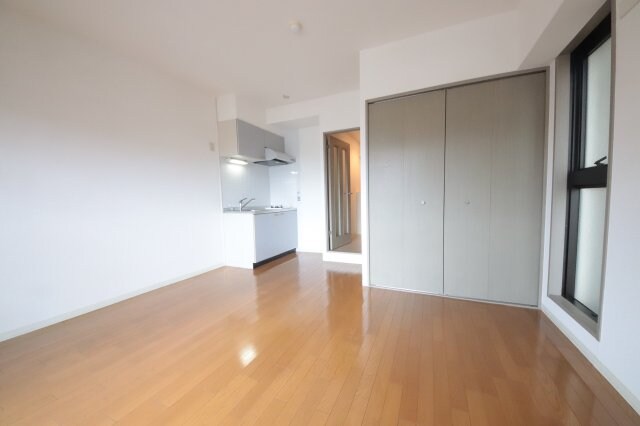 物件内観写真16　(使いやすい居間です)