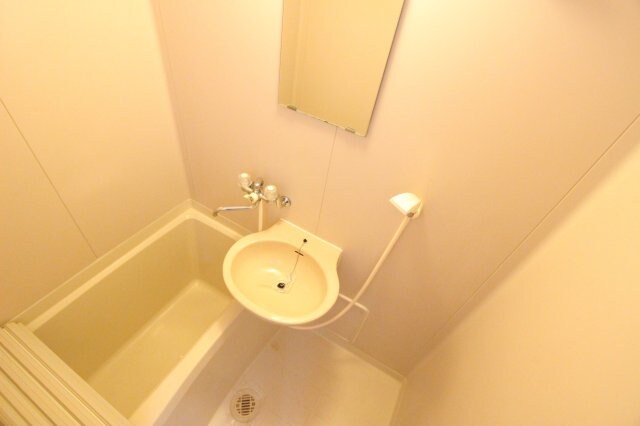 物件内観写真6　(お風呂です)