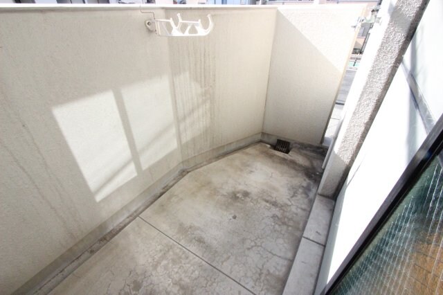 物件内観写真19　(バルコニーがあります)