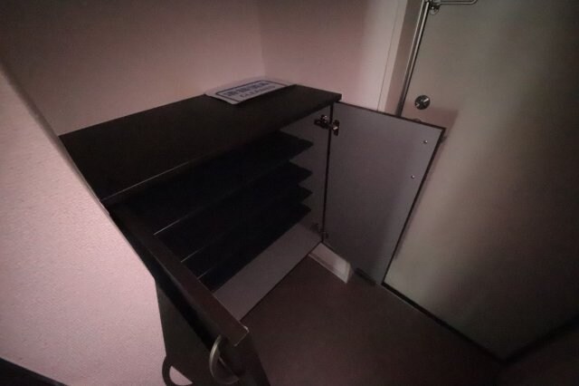 物件内観写真18　(ちょっとした収納スペースも充実しています)