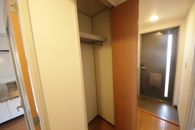 物件内観写真14　(落ち着いた玄関です)