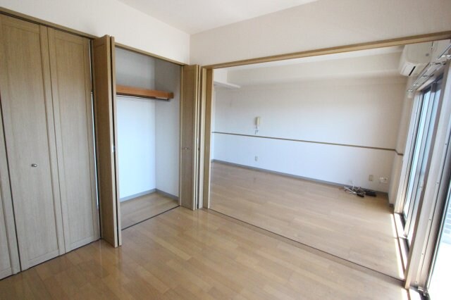 物件内観写真14　(居間です)