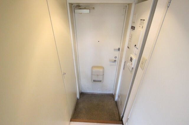 物件内観写真8　(玄関です)