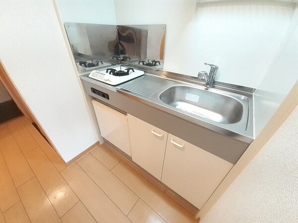 キッチン(キッチンでお料理をお楽しみください)