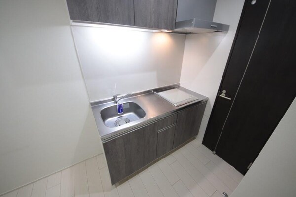 キッチン(コンパクトなキッチンで掃除もラクラク)