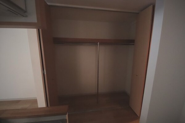 収納(小物を収納するのに便利です)