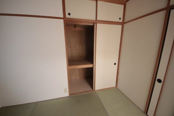 和室(柔らかい畳が心地よい和室)