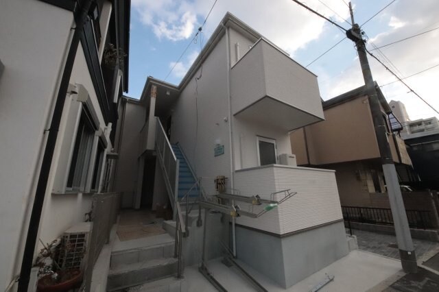 物件外観写真3　(建物の内部です)