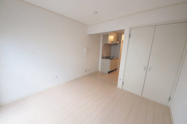 物件内観写真17　(おしゃれな居間です)