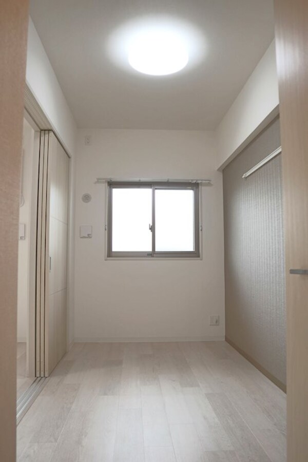 居室(おしゃれな居間です)