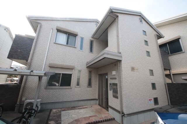 物件外観写真2　(外観も気になるポイント)