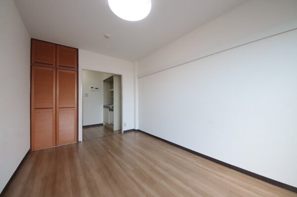 居室(使いやすい居間です)