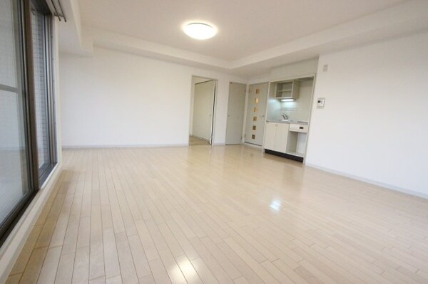 居室(ゆったり過ごせるリビングです)