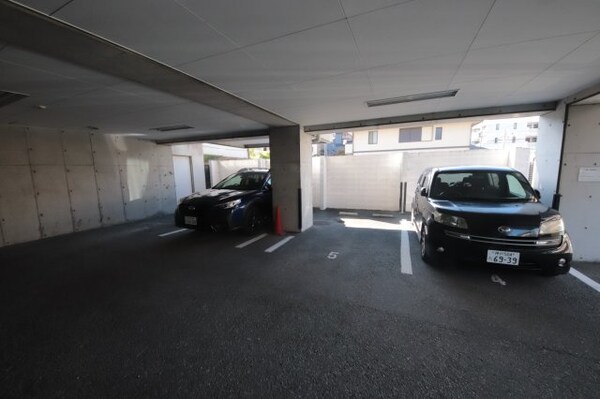 駐車場(駐車場があります)