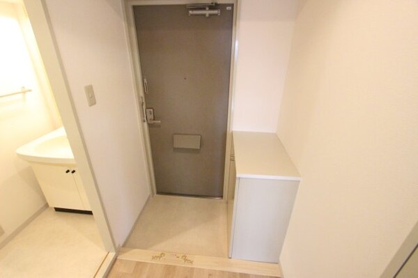 玄関(きれいな玄関です)